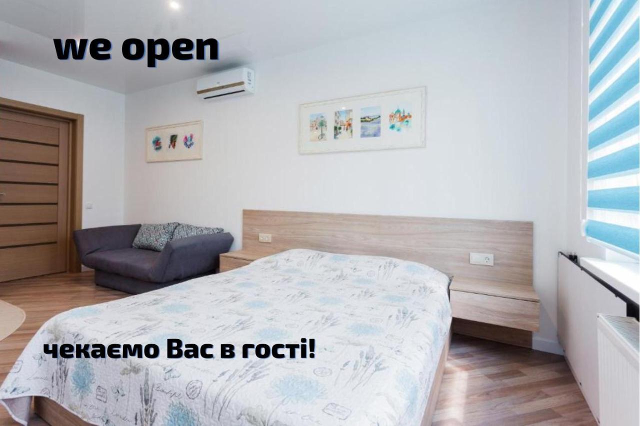 Modern Studio Apartments Kyiv Exterior foto